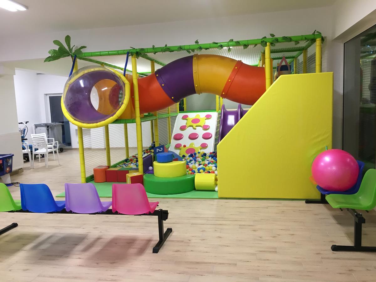 Holiday Park & Resort ニエホジェ エクステリア 写真